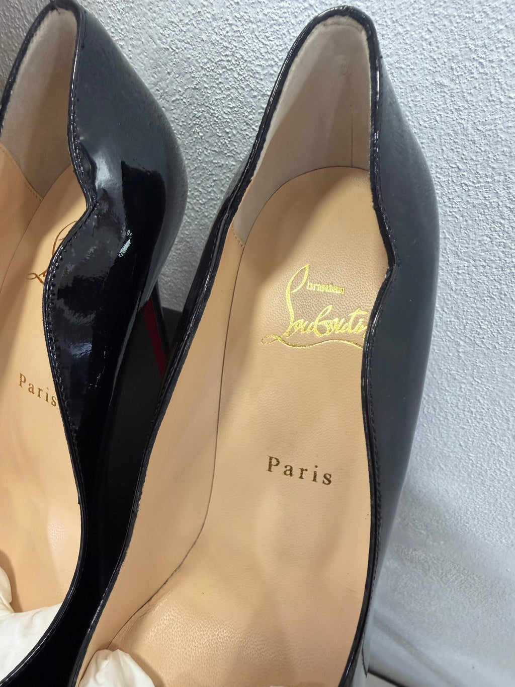 Christian Louboutin Hot chick 38