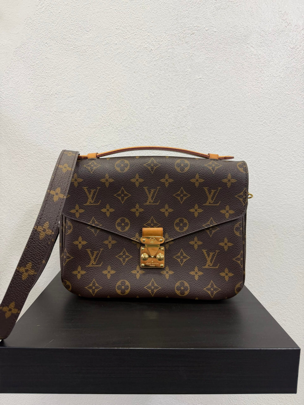 Louis Vuitton Metis Pochette