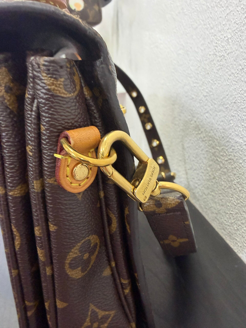Louis Vuitton Metis Pochette