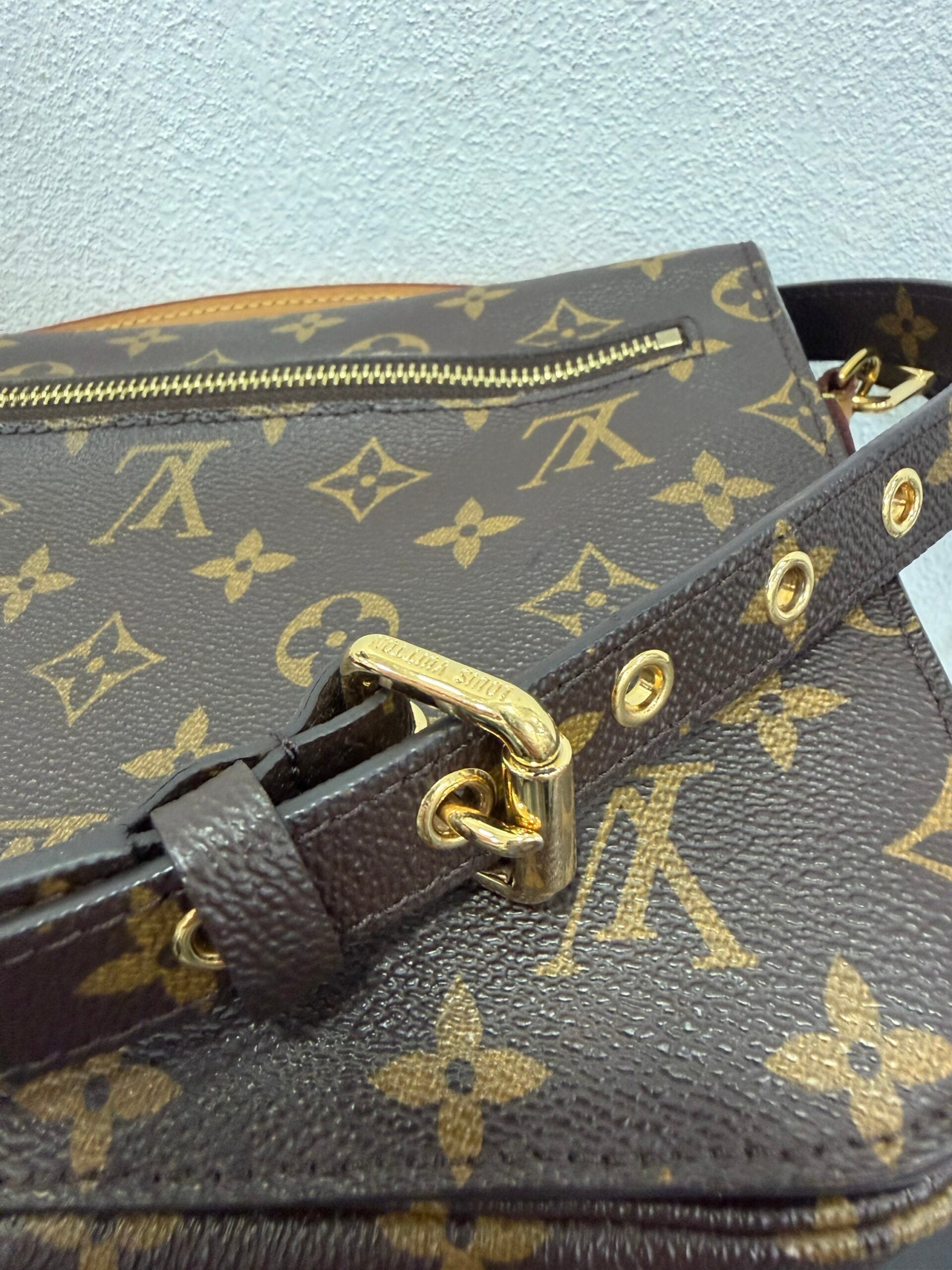 Louis Vuitton Metis Pochette