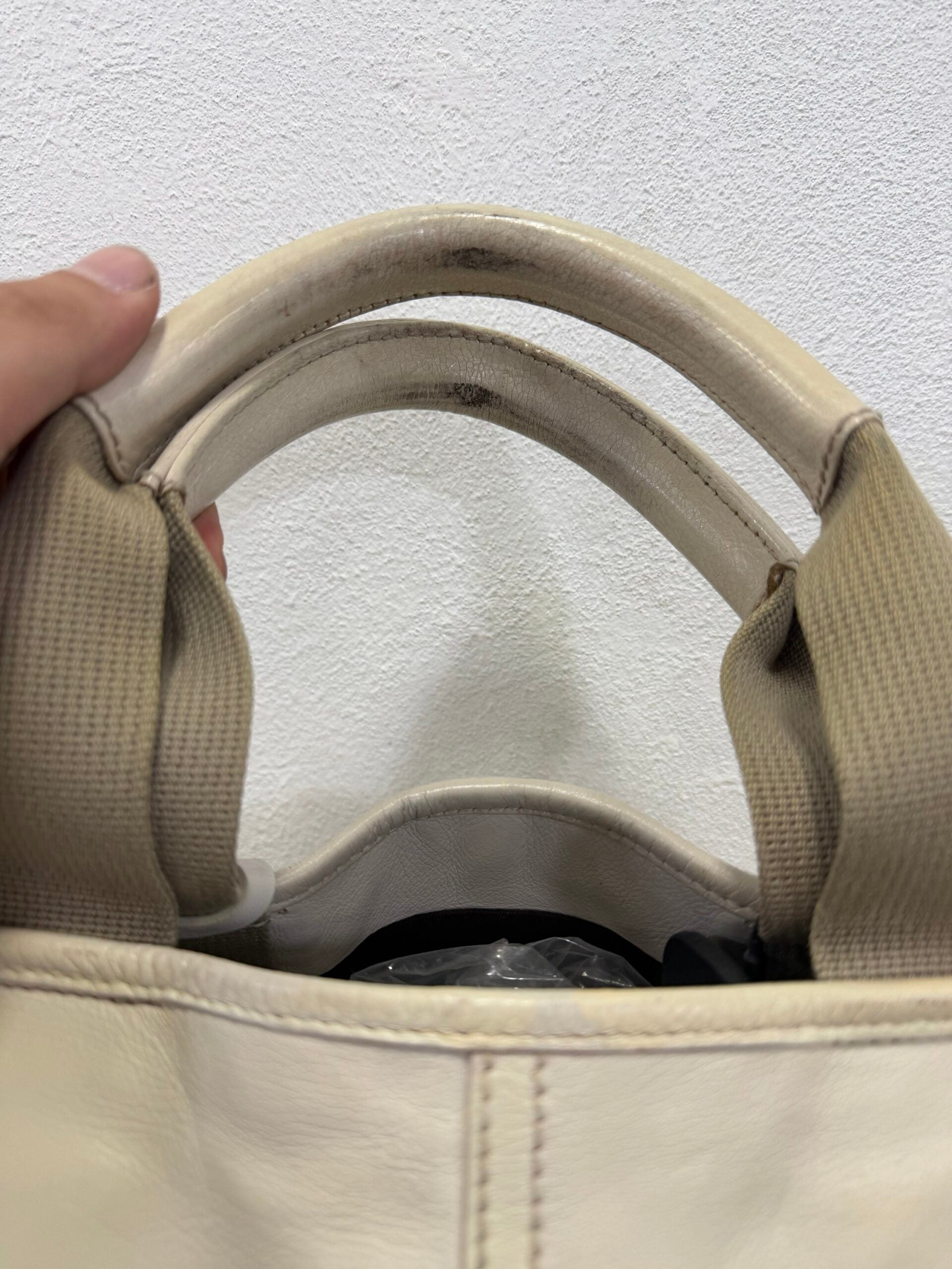 Yves Saint Laurent Tote bag Pelle Bianca