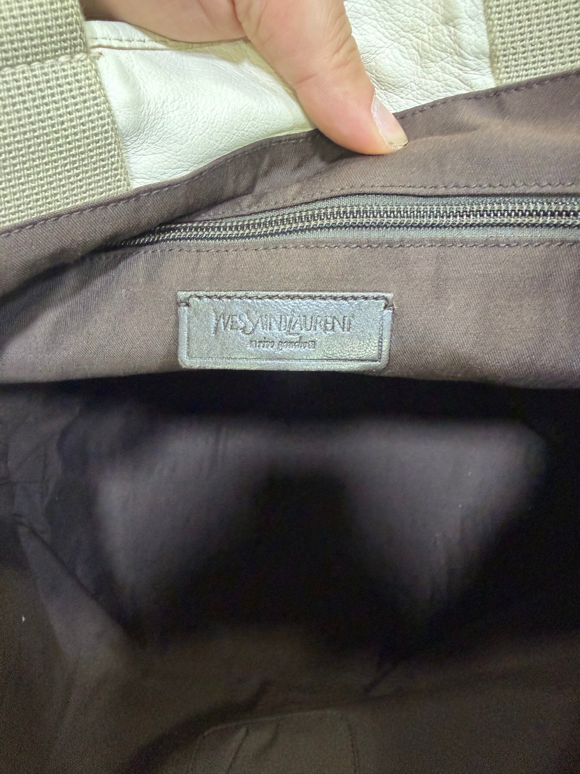 Yves Saint Laurent Tote bag Pelle Bianca