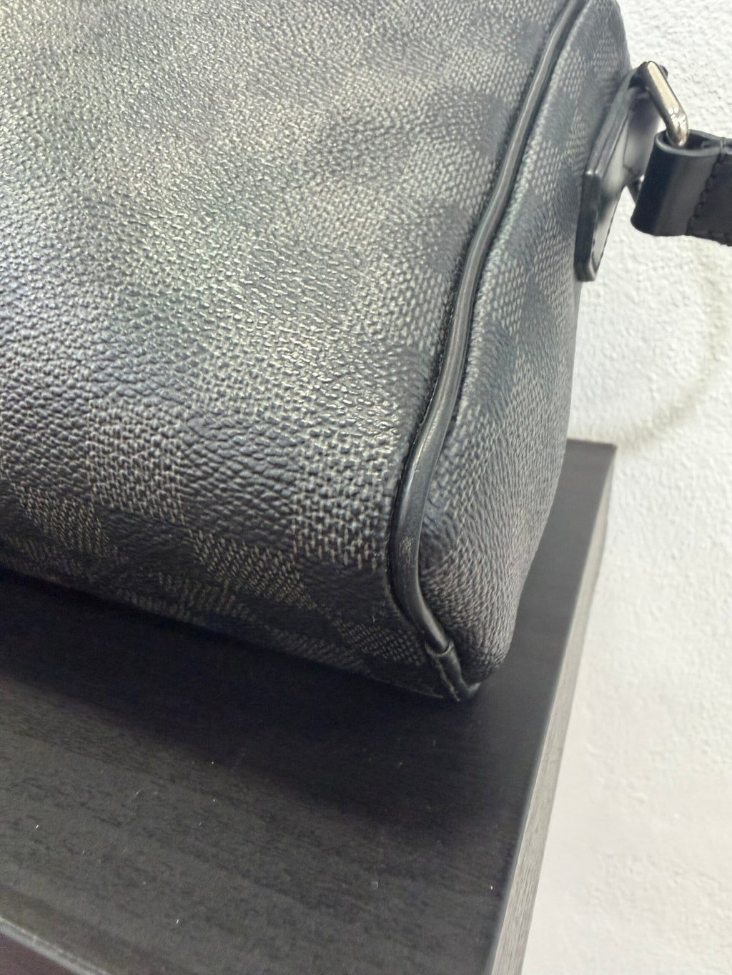 Louis Vuitton Dayton Damier Graphite