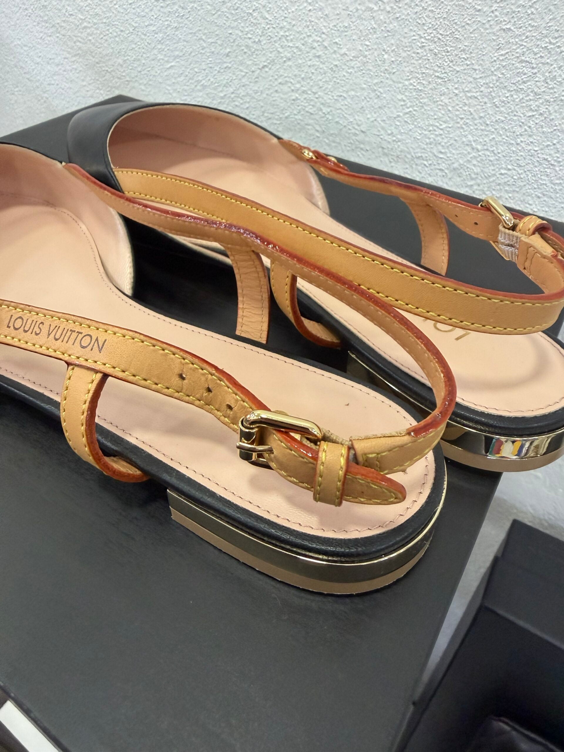 Louis Vuitton Ballerine Ouvert Blossom