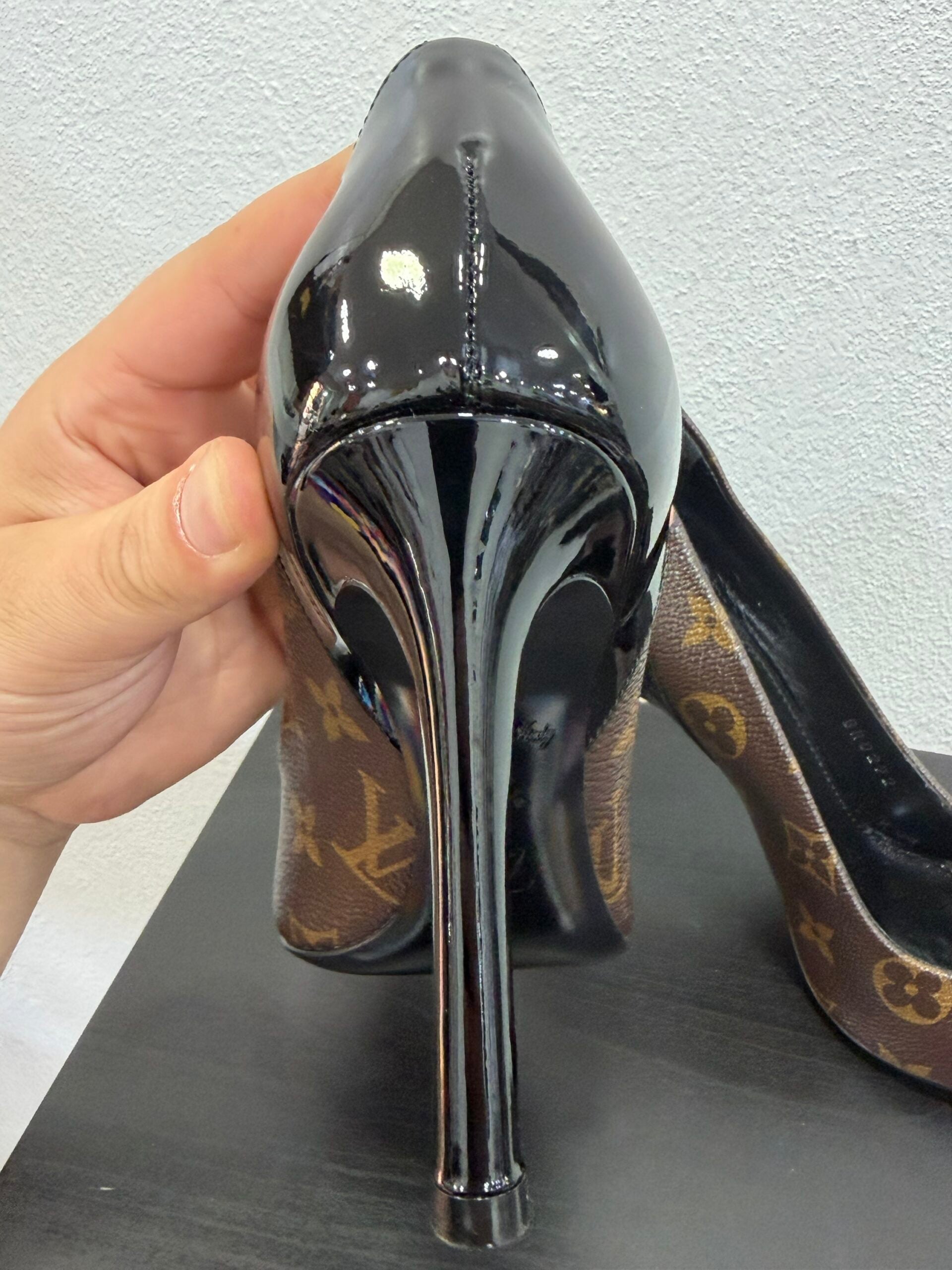 Louis Vuitton Décolleté Cherie Pump