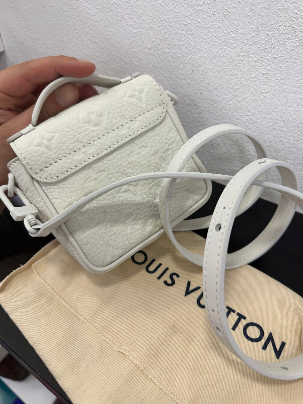 Louis Vuitton Pico S-lock Taurillon