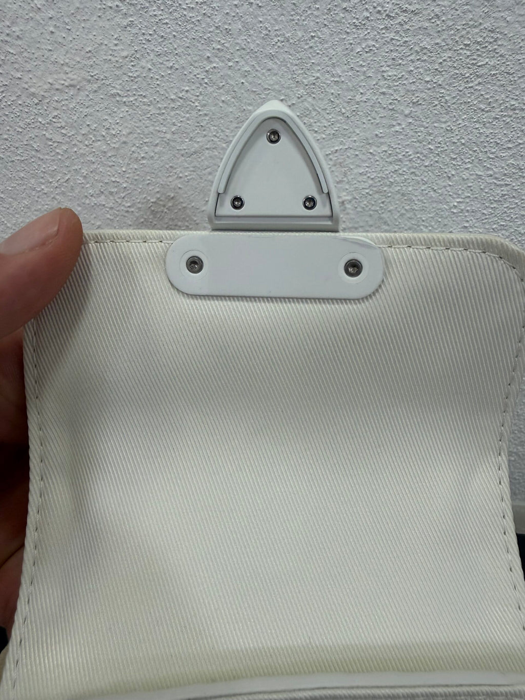 Louis Vuitton Pico S-lock Taurillon