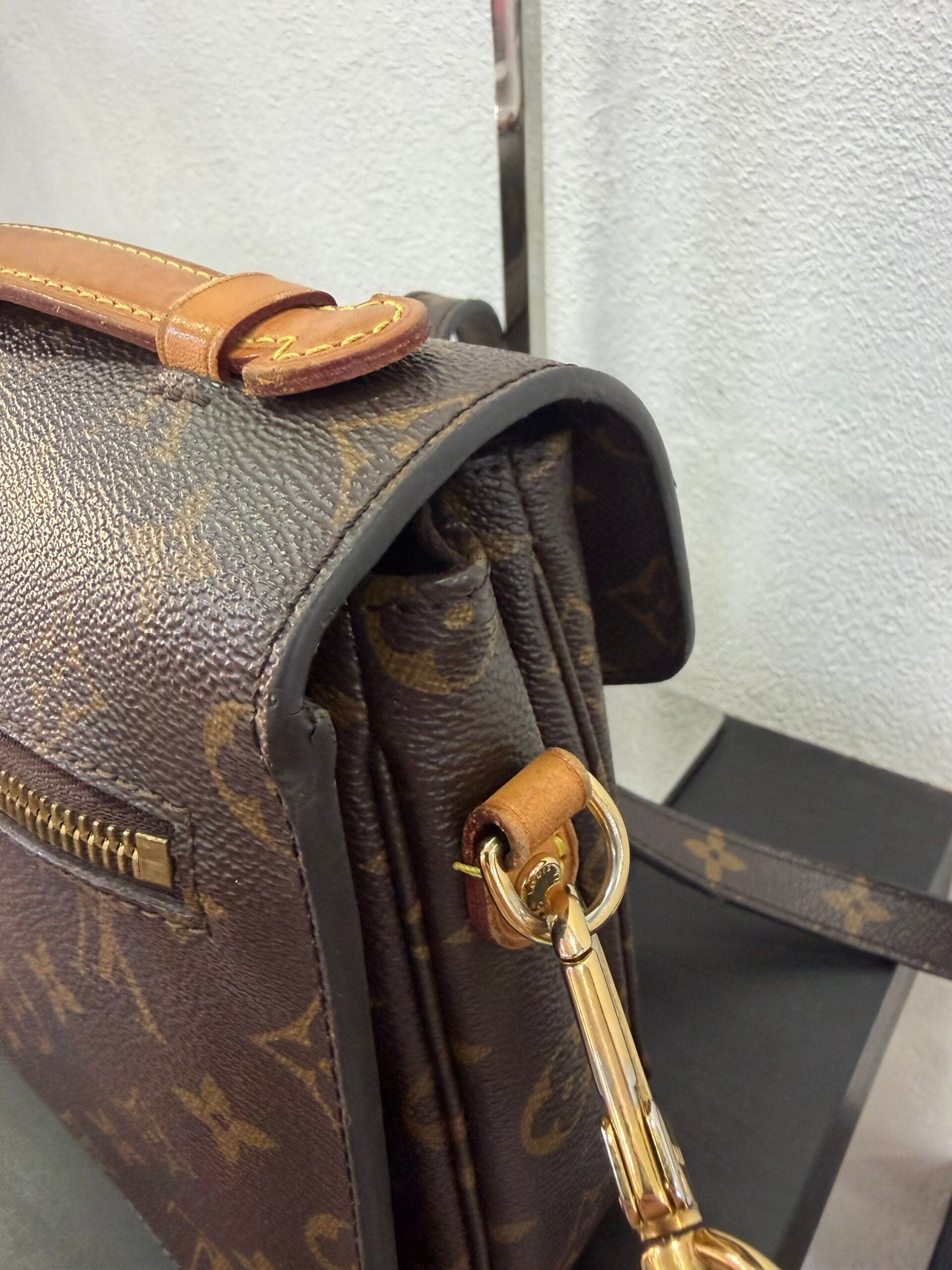 Louis Vuitton Metis Monogram