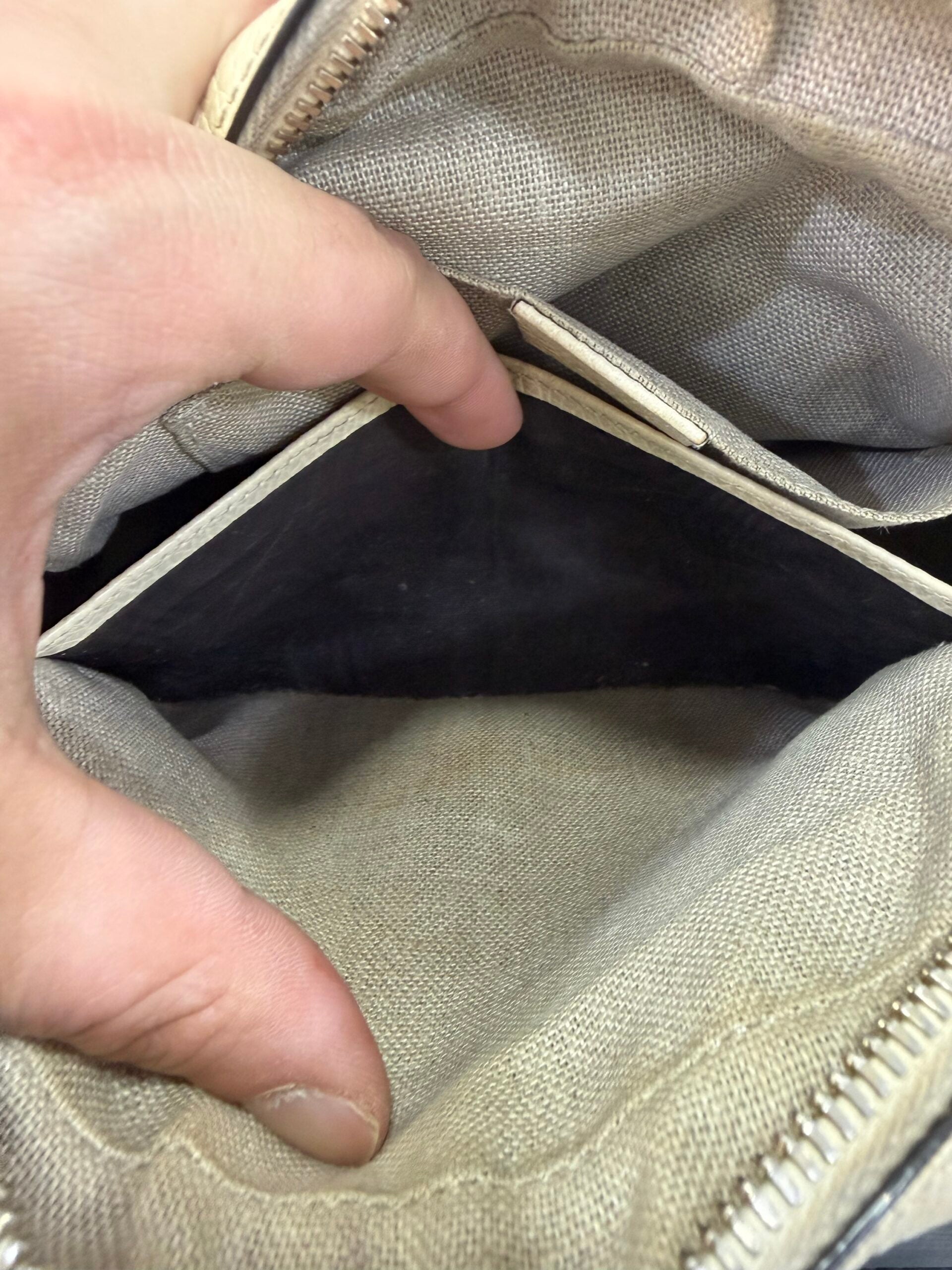 Gucci Camera Bag in tela GG supreme
