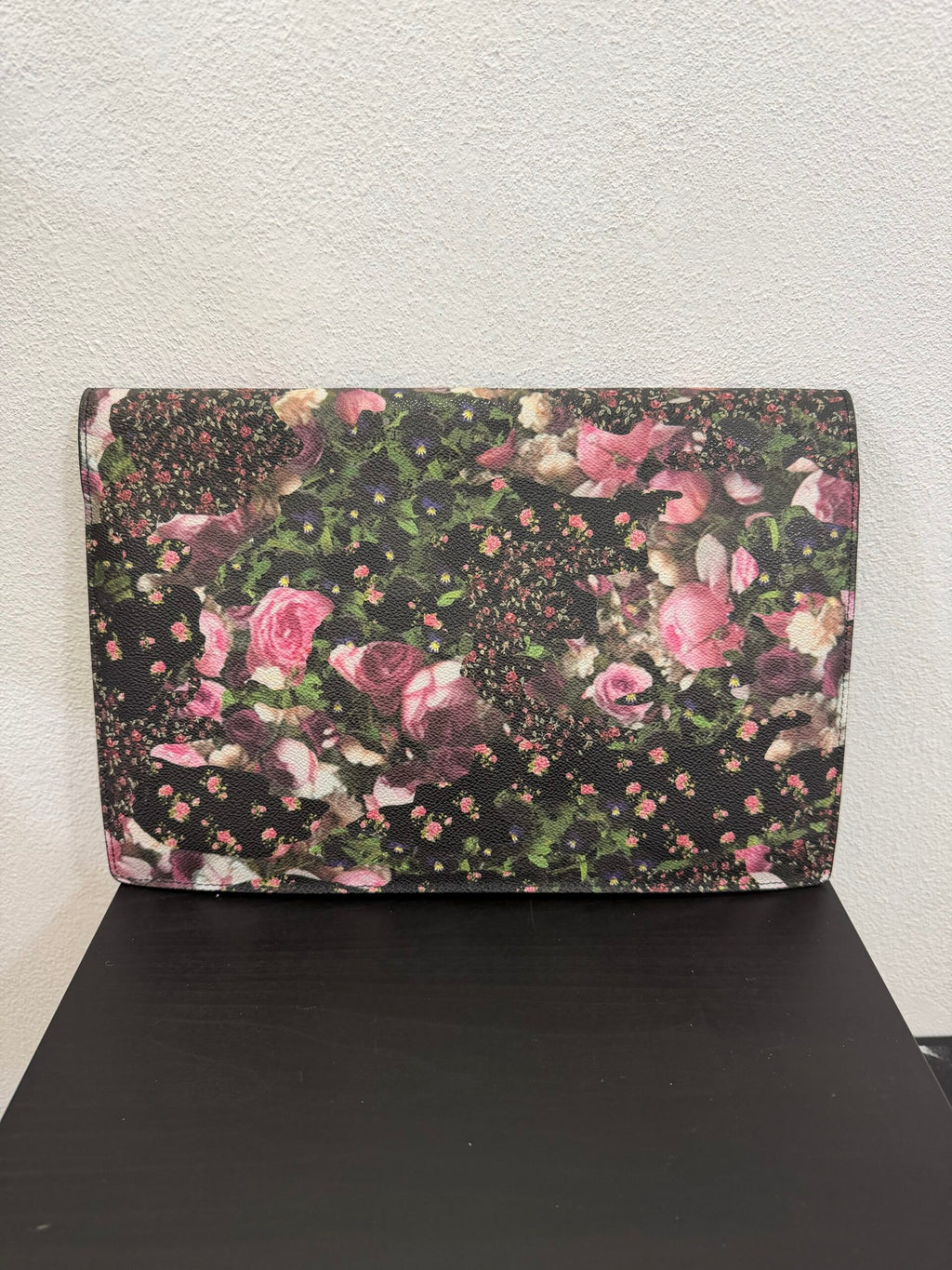 Givenchy pochette floreale
