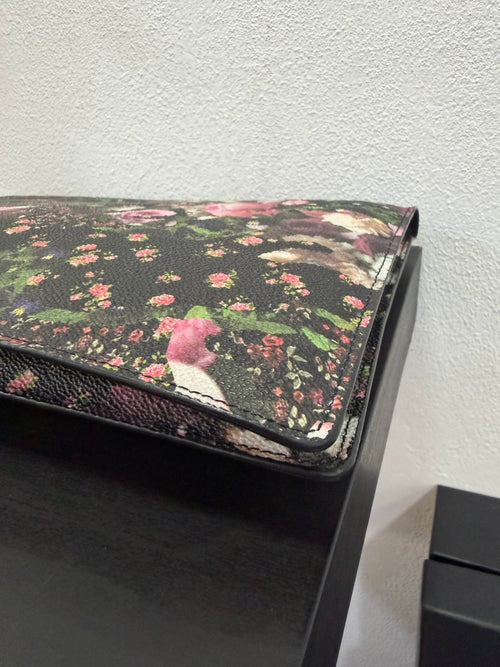 Givenchy pochette floreale