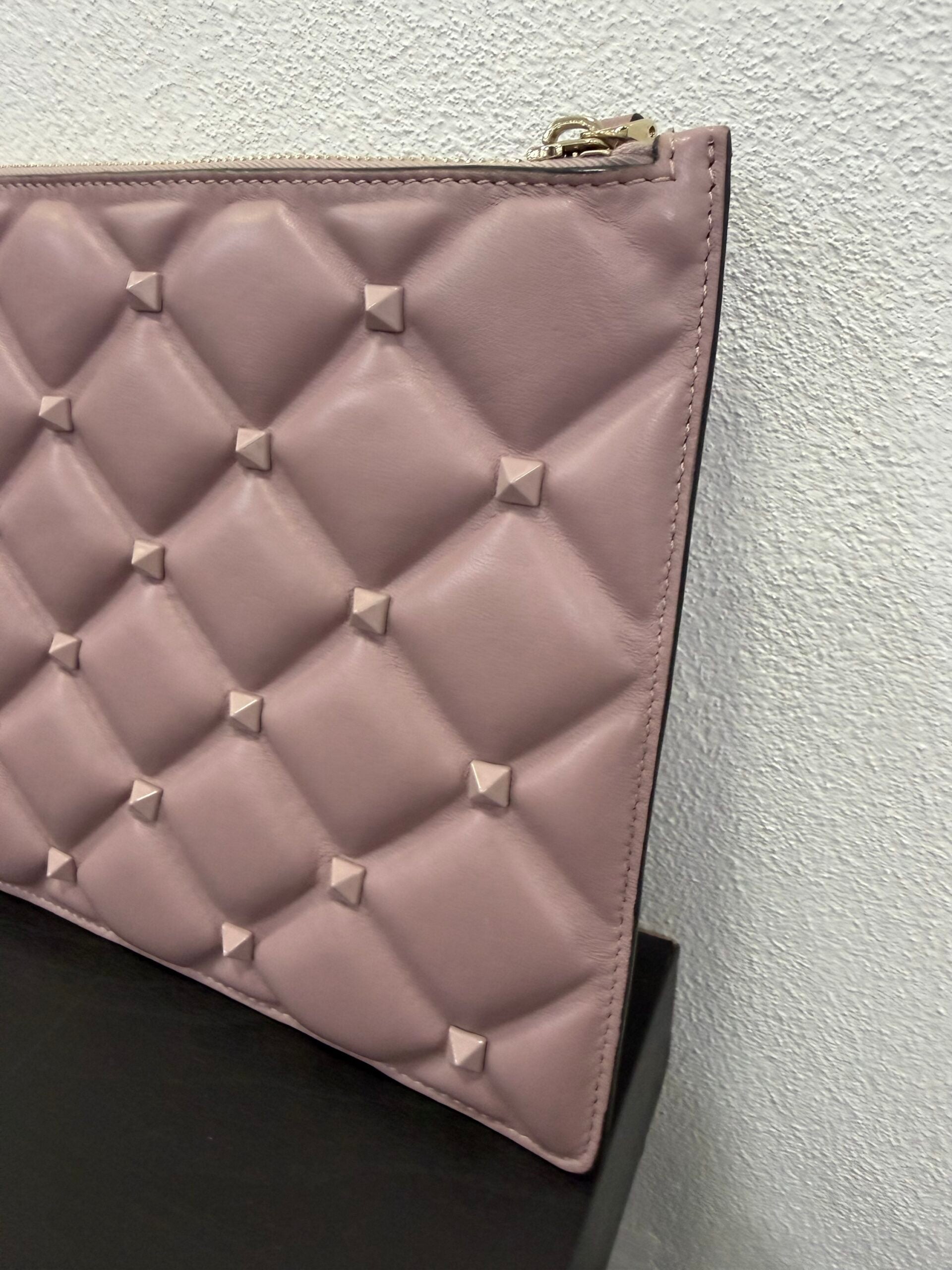 Valentino Garavani Pochette in pelle Spike
