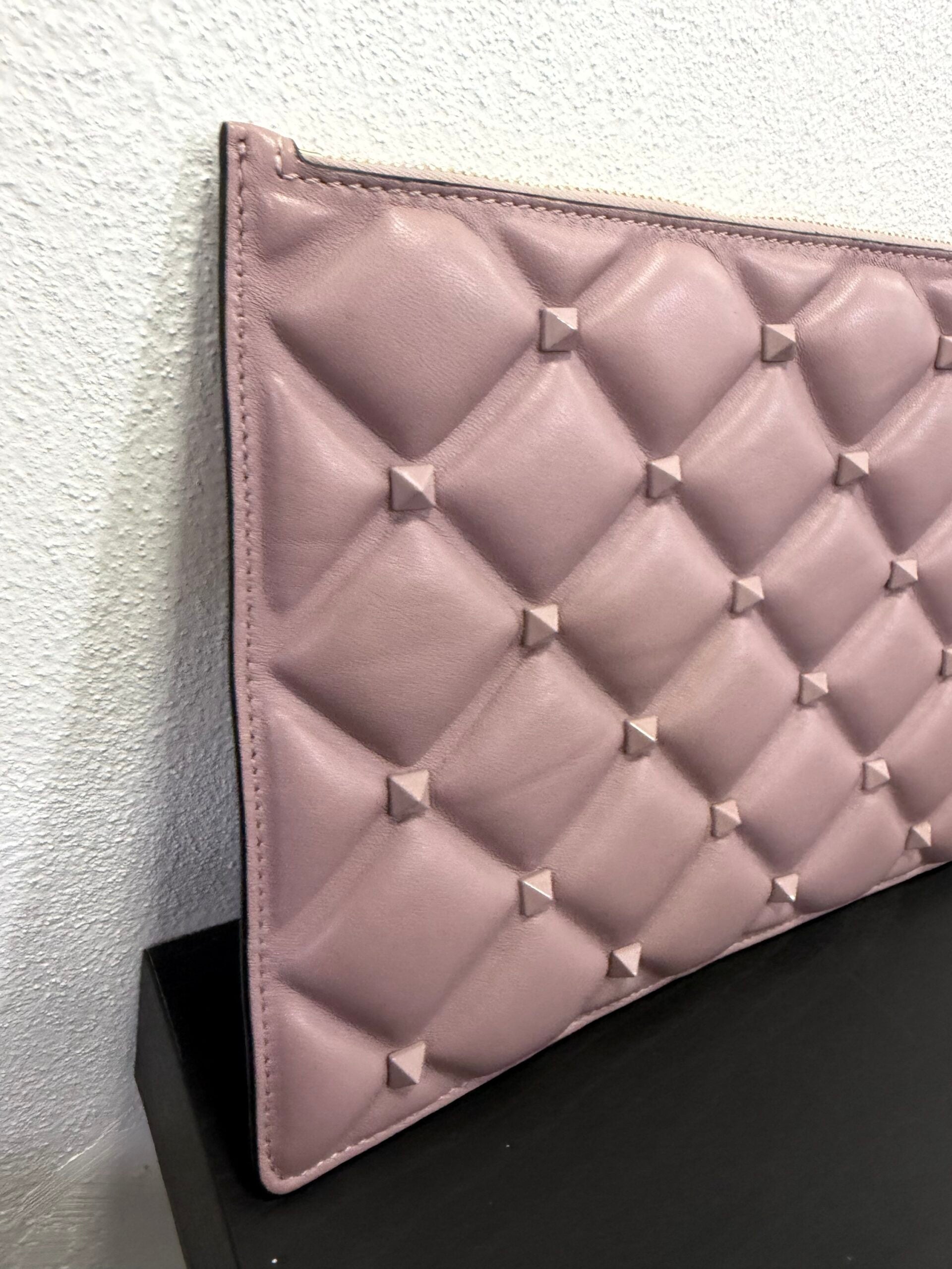 Valentino Garavani Pochette in pelle Spike