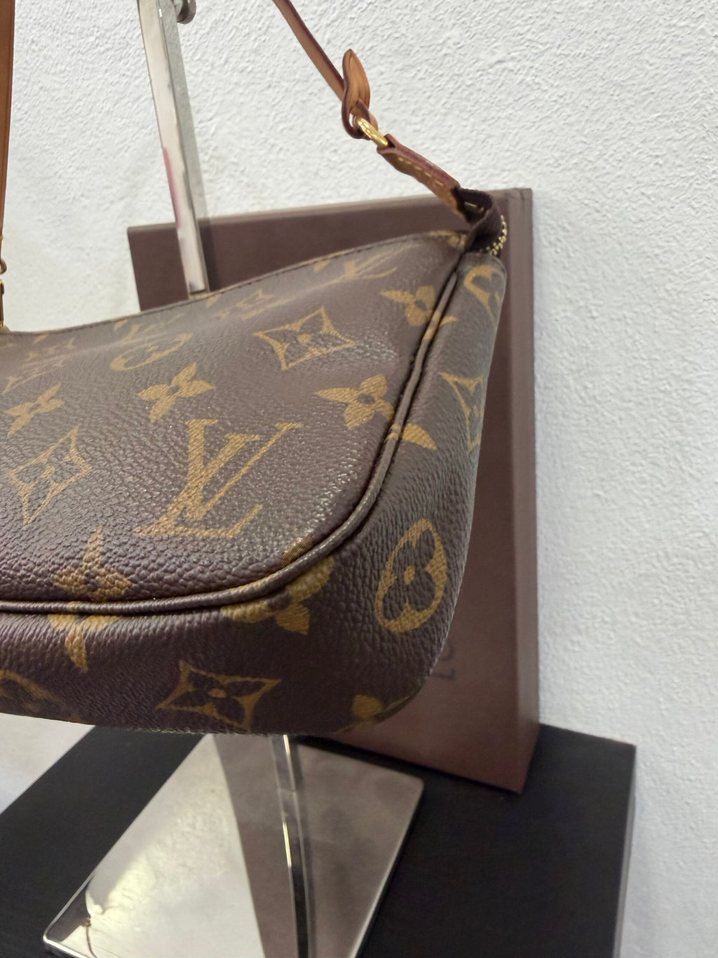 Louis Vuitton Pochette Accessoires