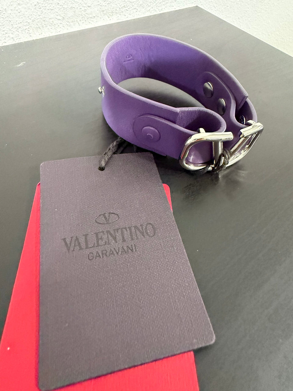 Valentino Garavani Bracciale in pelle V Logo