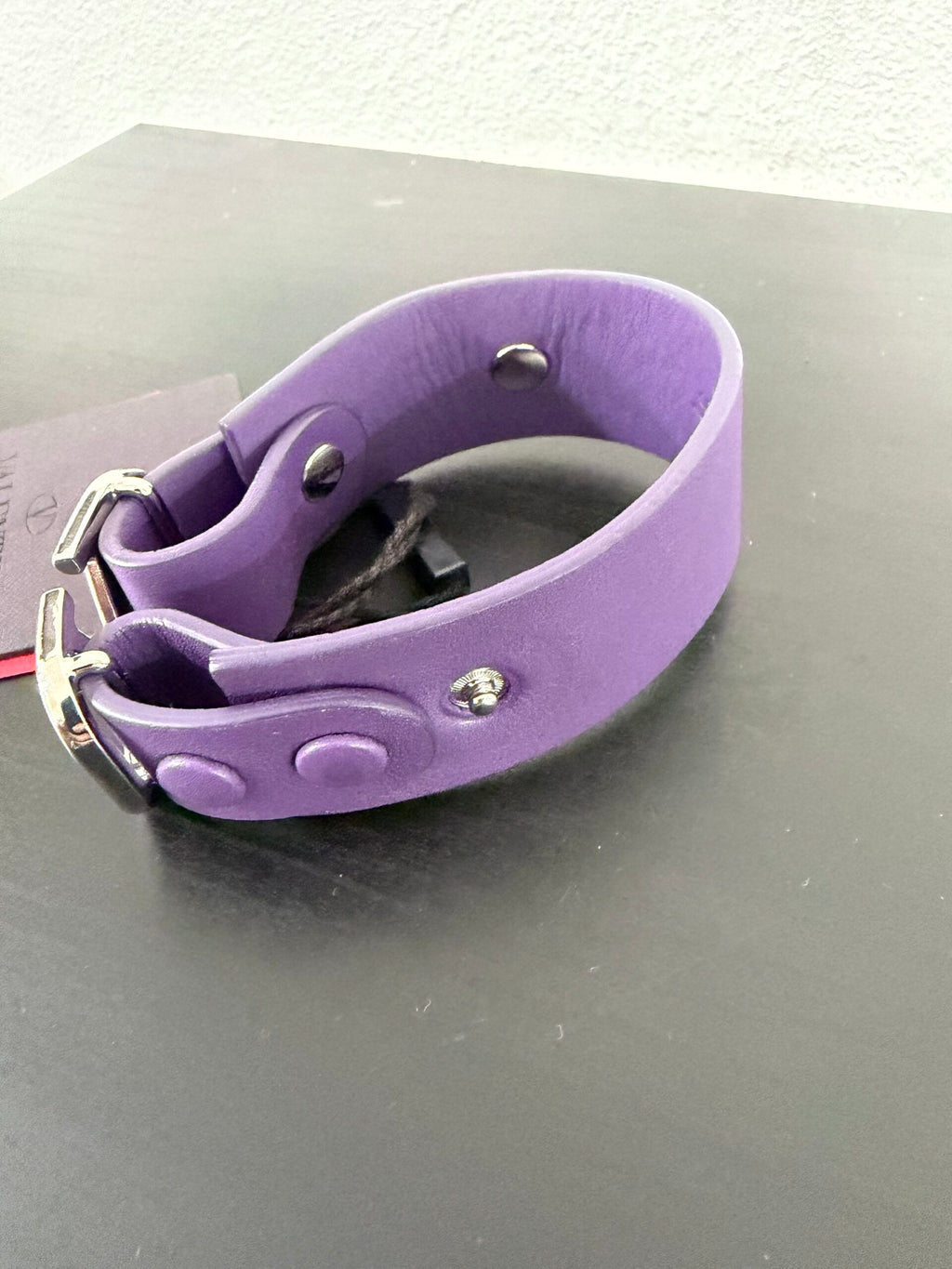 Valentino Garavani Bracciale in pelle V Logo