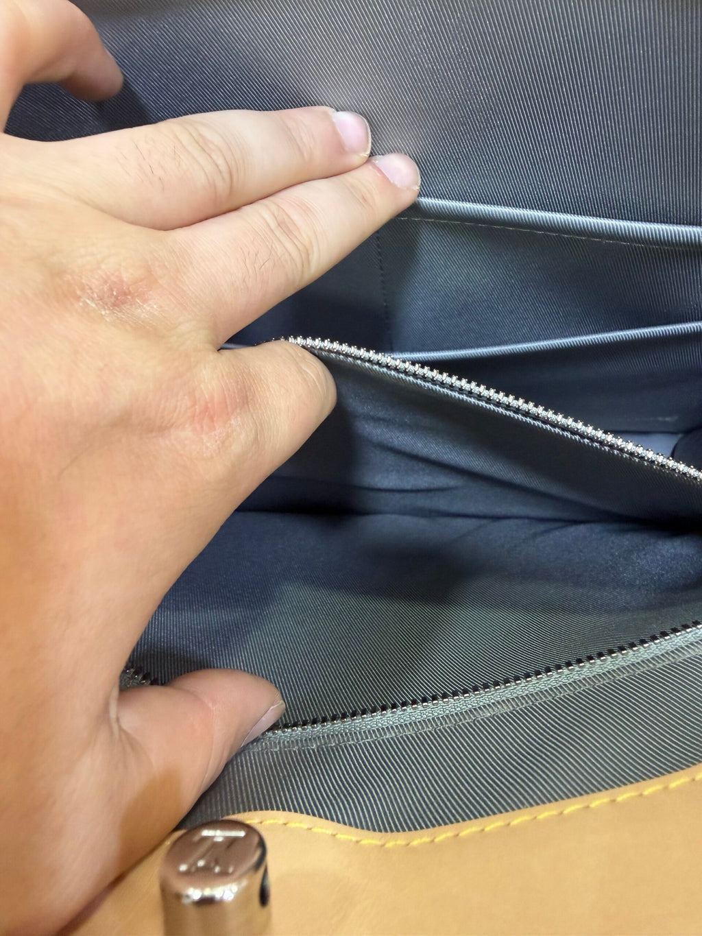 Louis Vuitton Sac Plat X Virgil Abloh