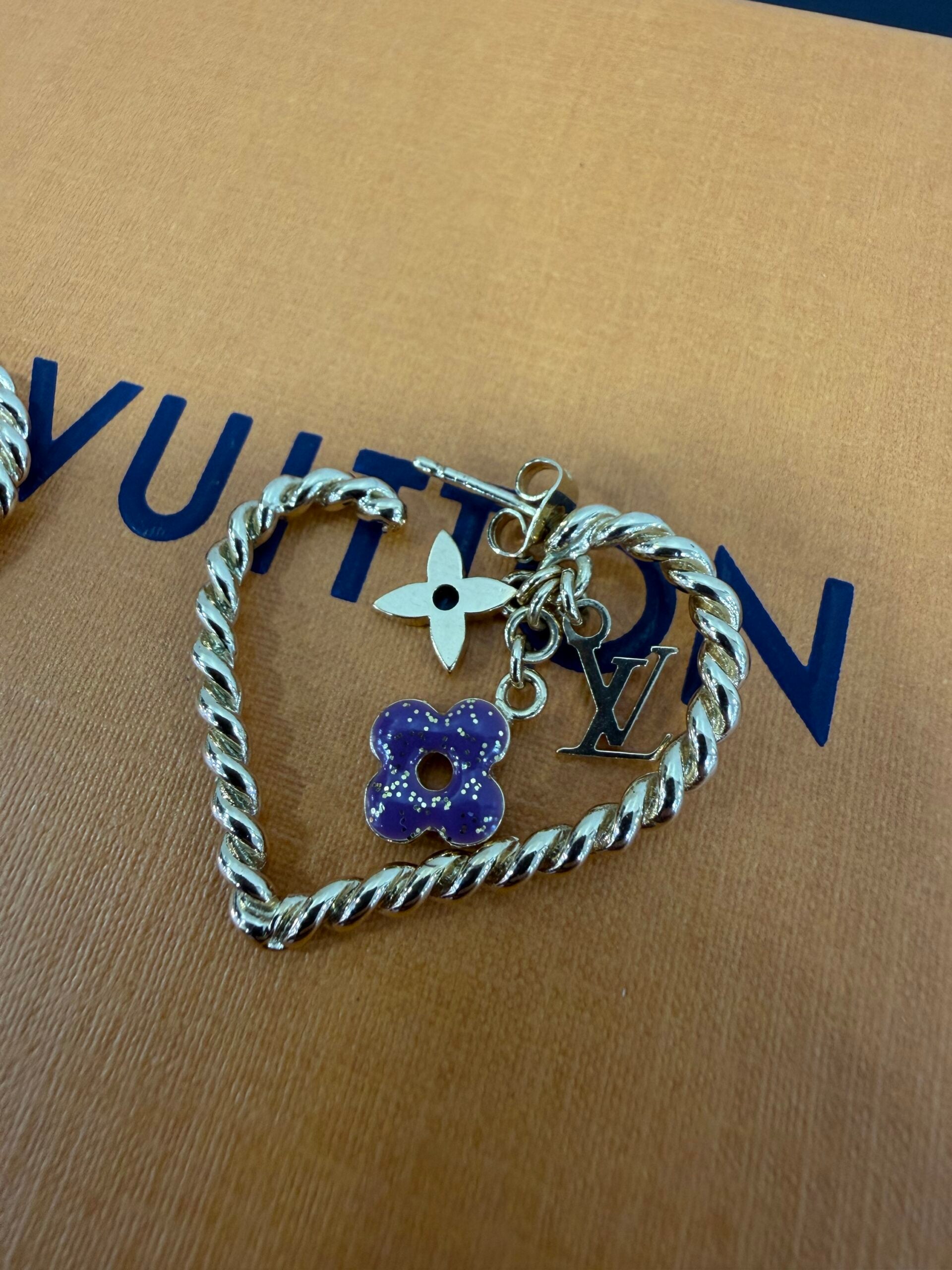Louis Vuitton Orecchini sweet monogram in my Heart