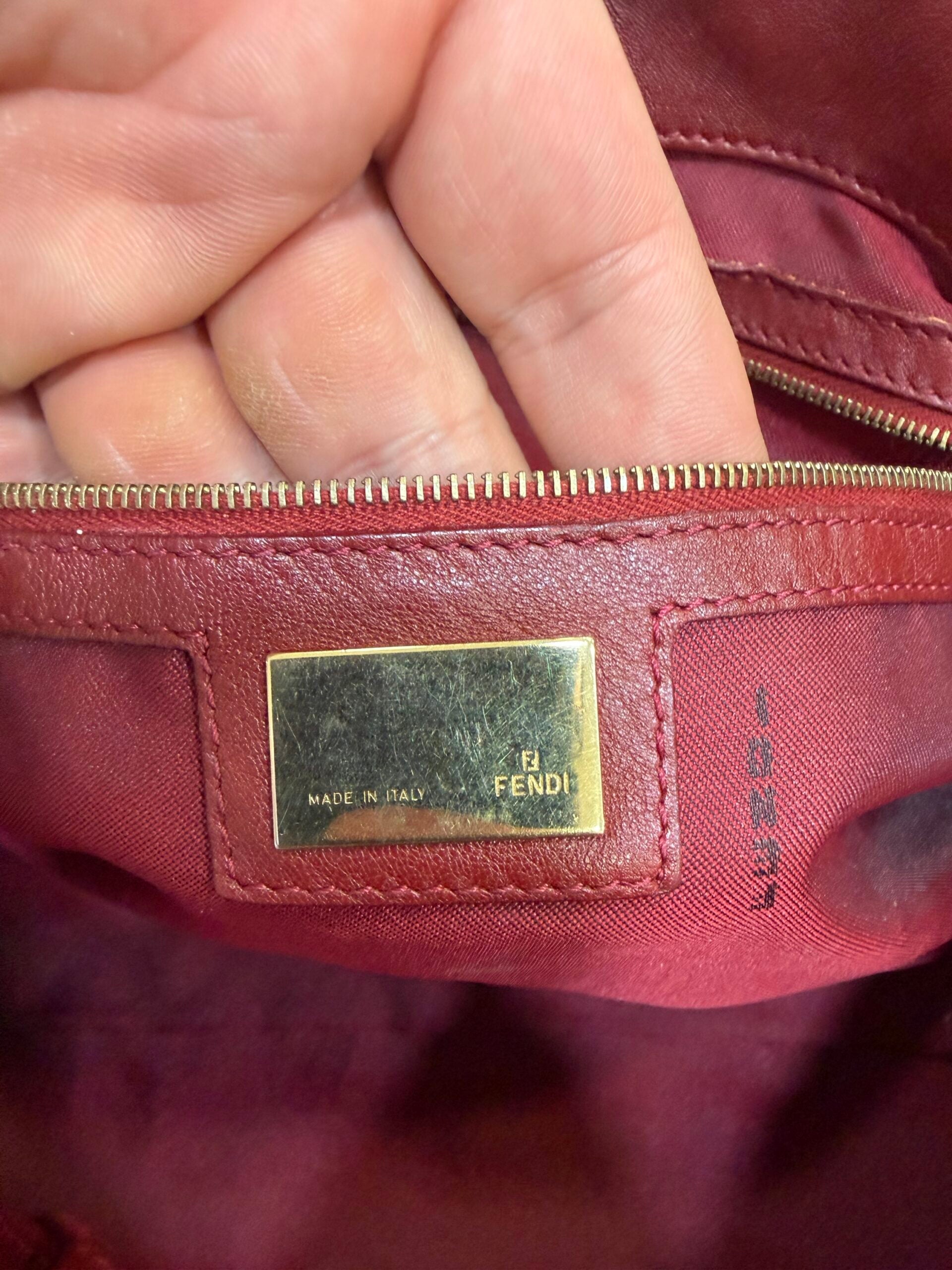 Fendi Baguette Tote bag Burgundy