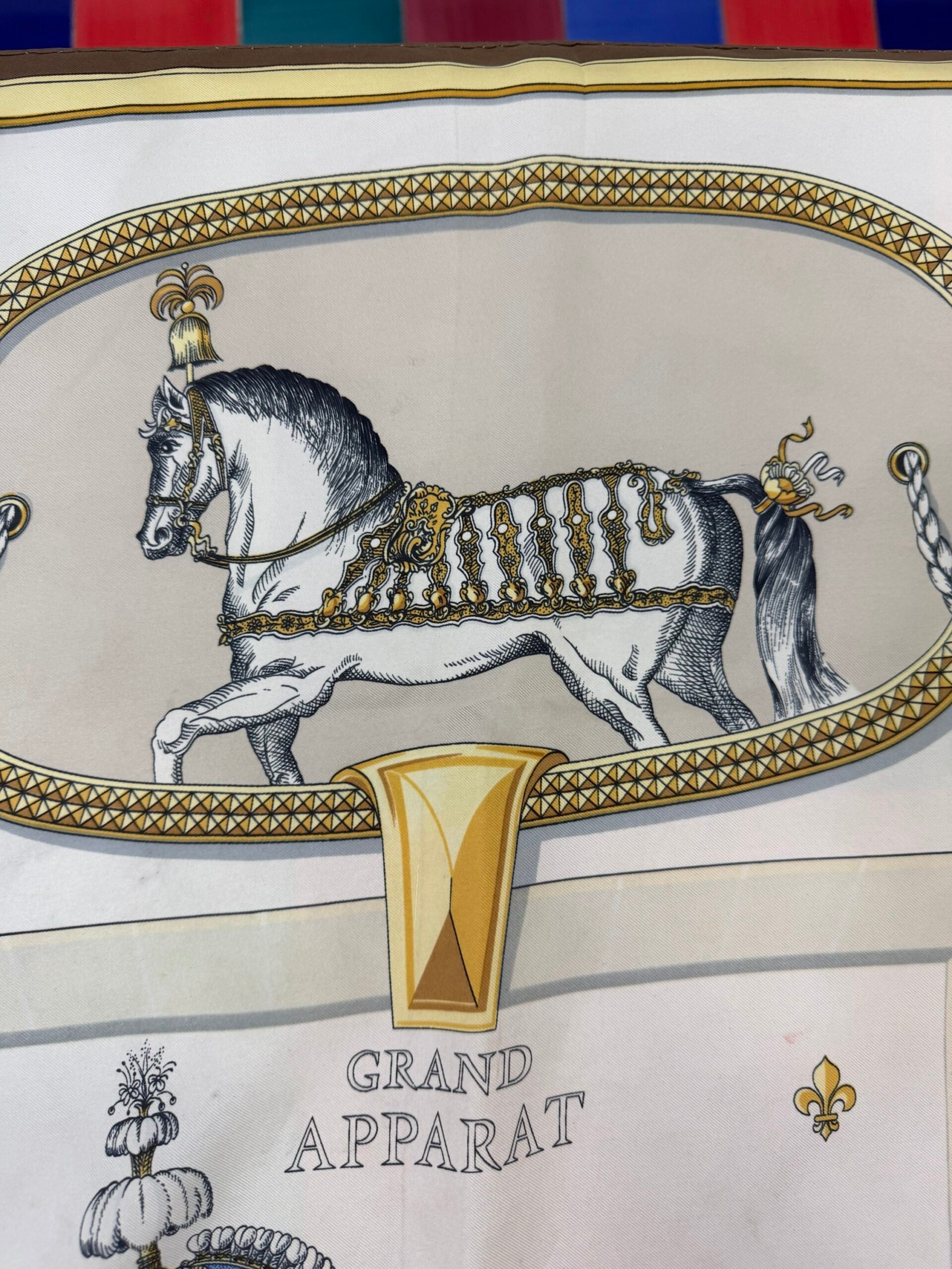 Hermès carré 90 Grand Apparat