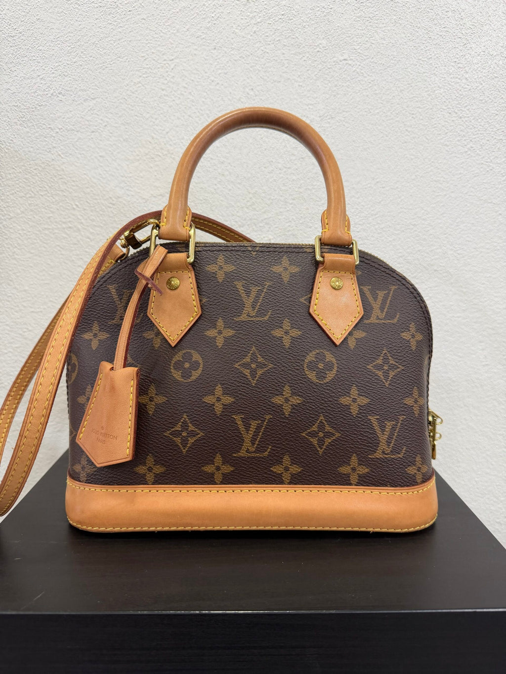 Louis Vuitton Alma BB Monogram