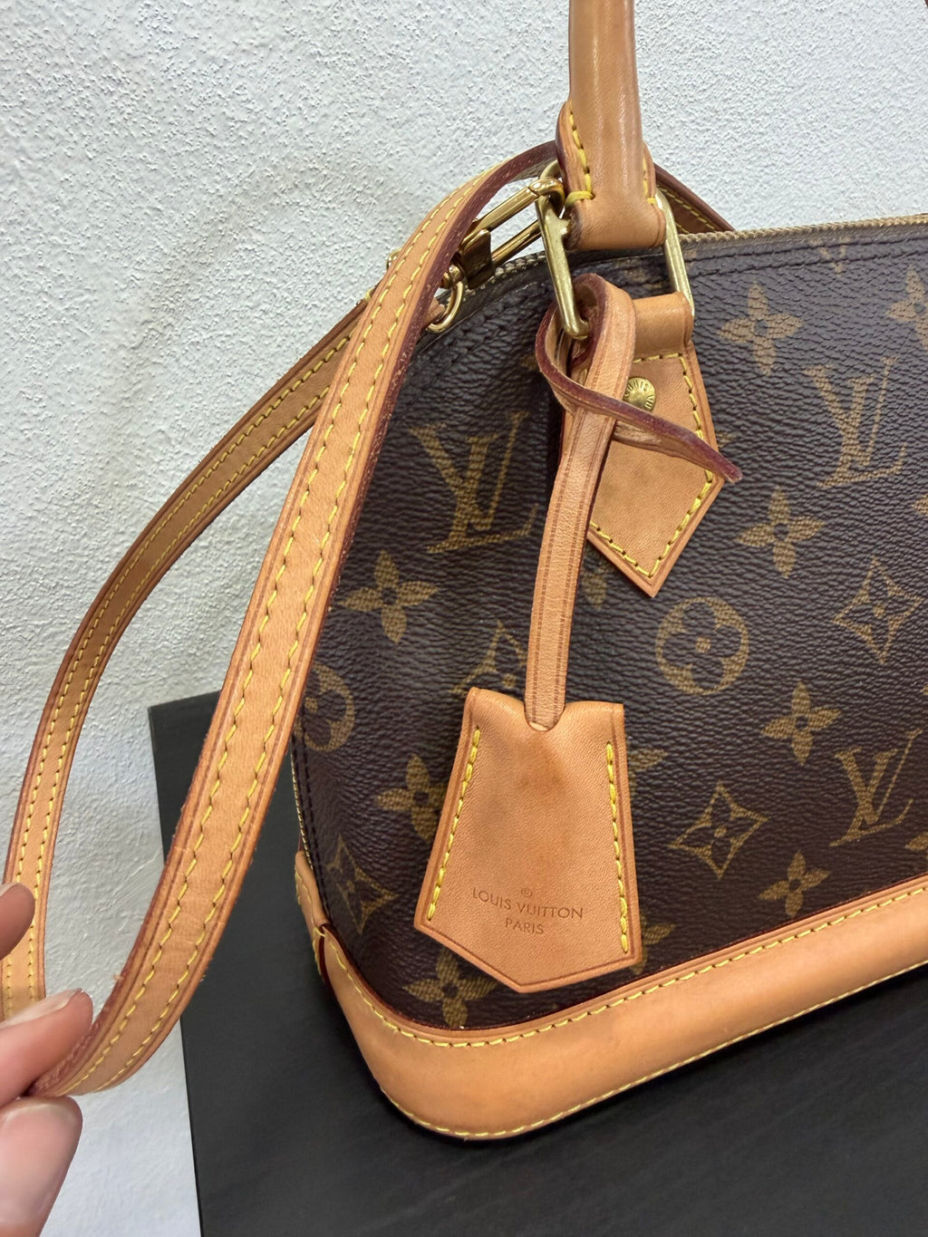 Louis Vuitton Alma BB Monogram