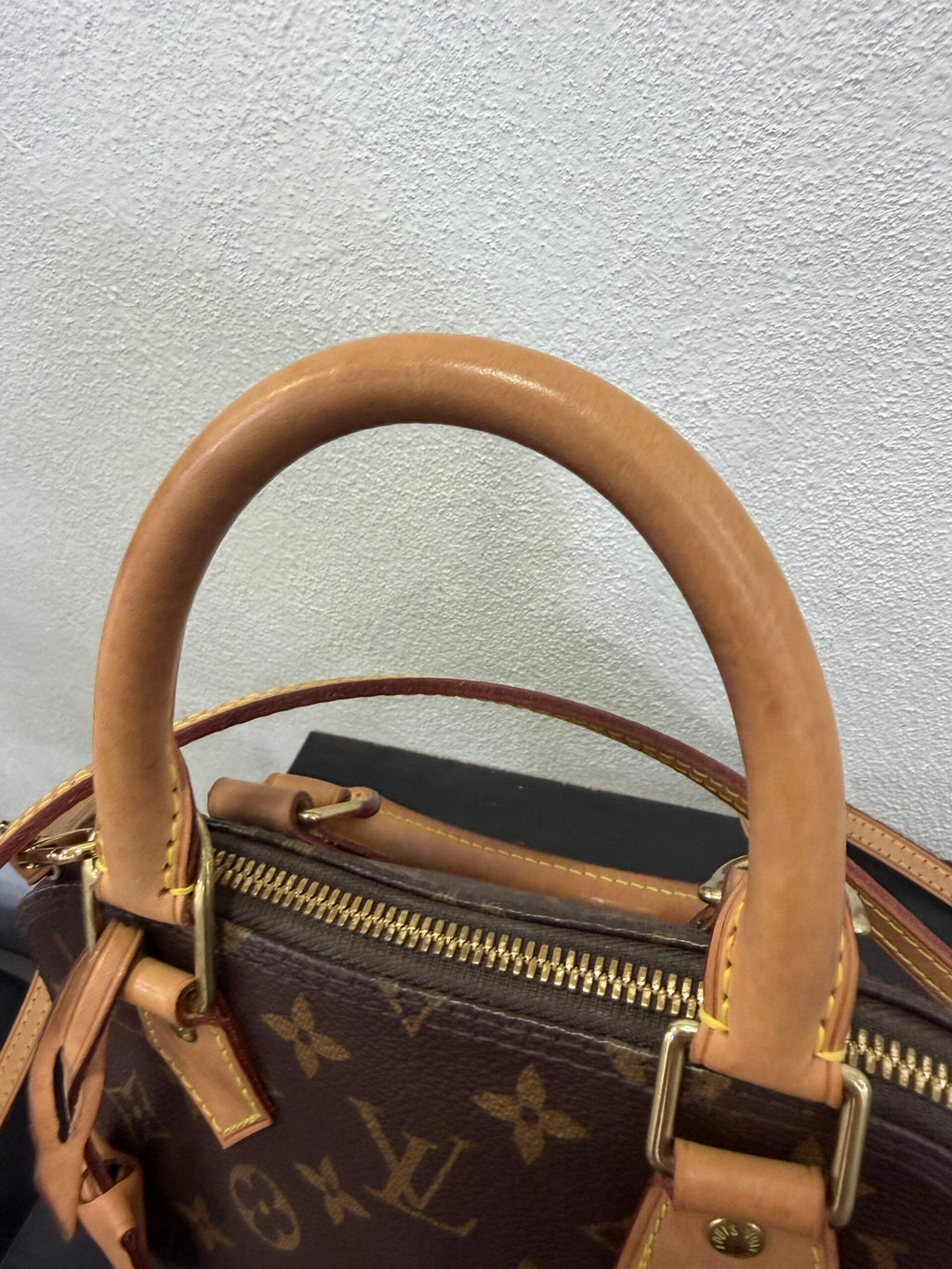 Louis Vuitton Alma BB Monogram