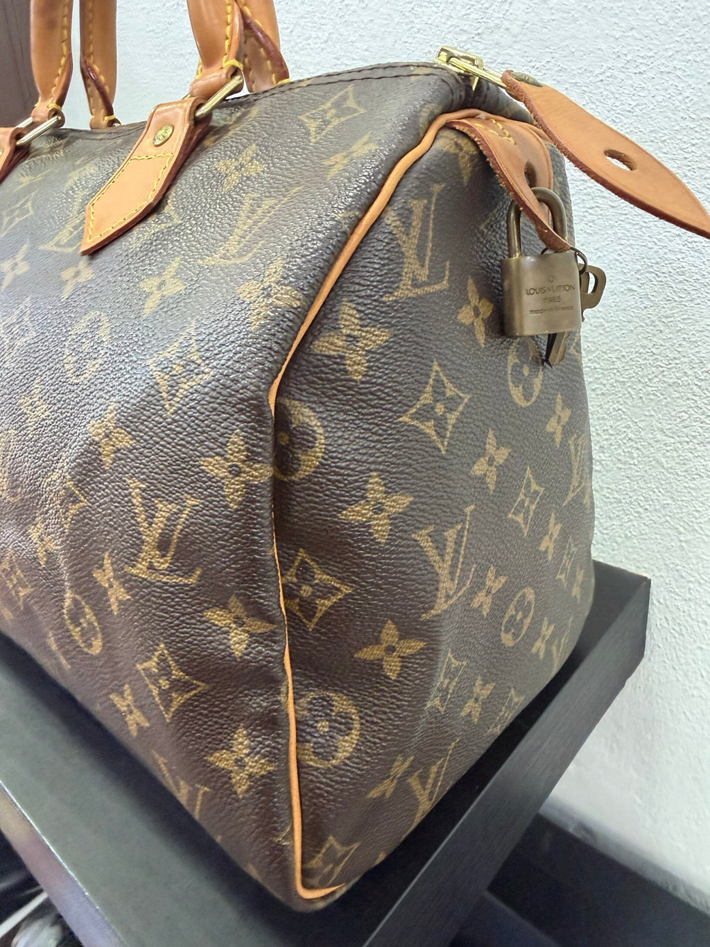 Louis Vuitton Speedy 30
