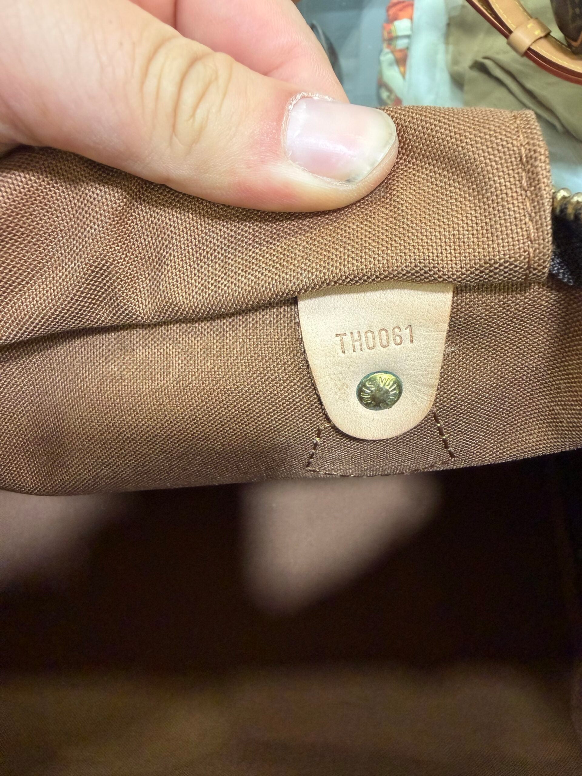 Louis Vuitton Speedy 30