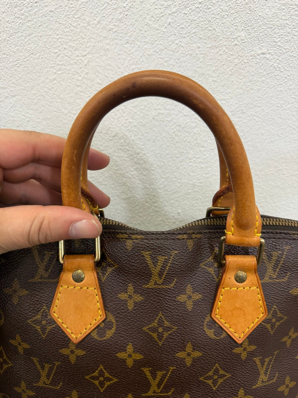 Louis Vuitton Alma PM