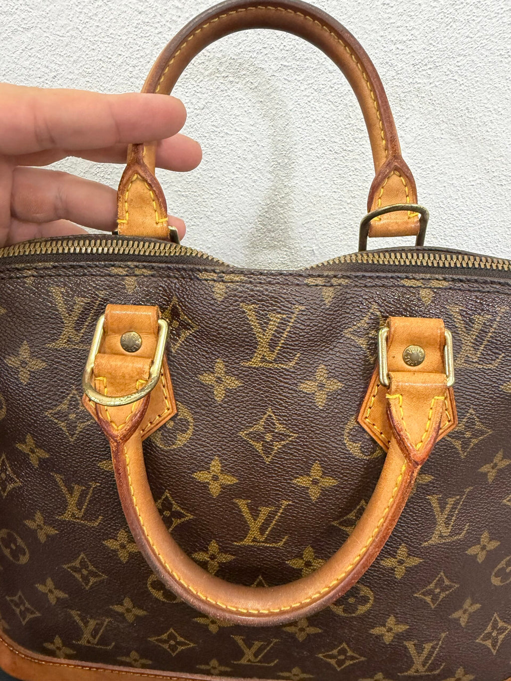 Louis Vuitton Alma PM