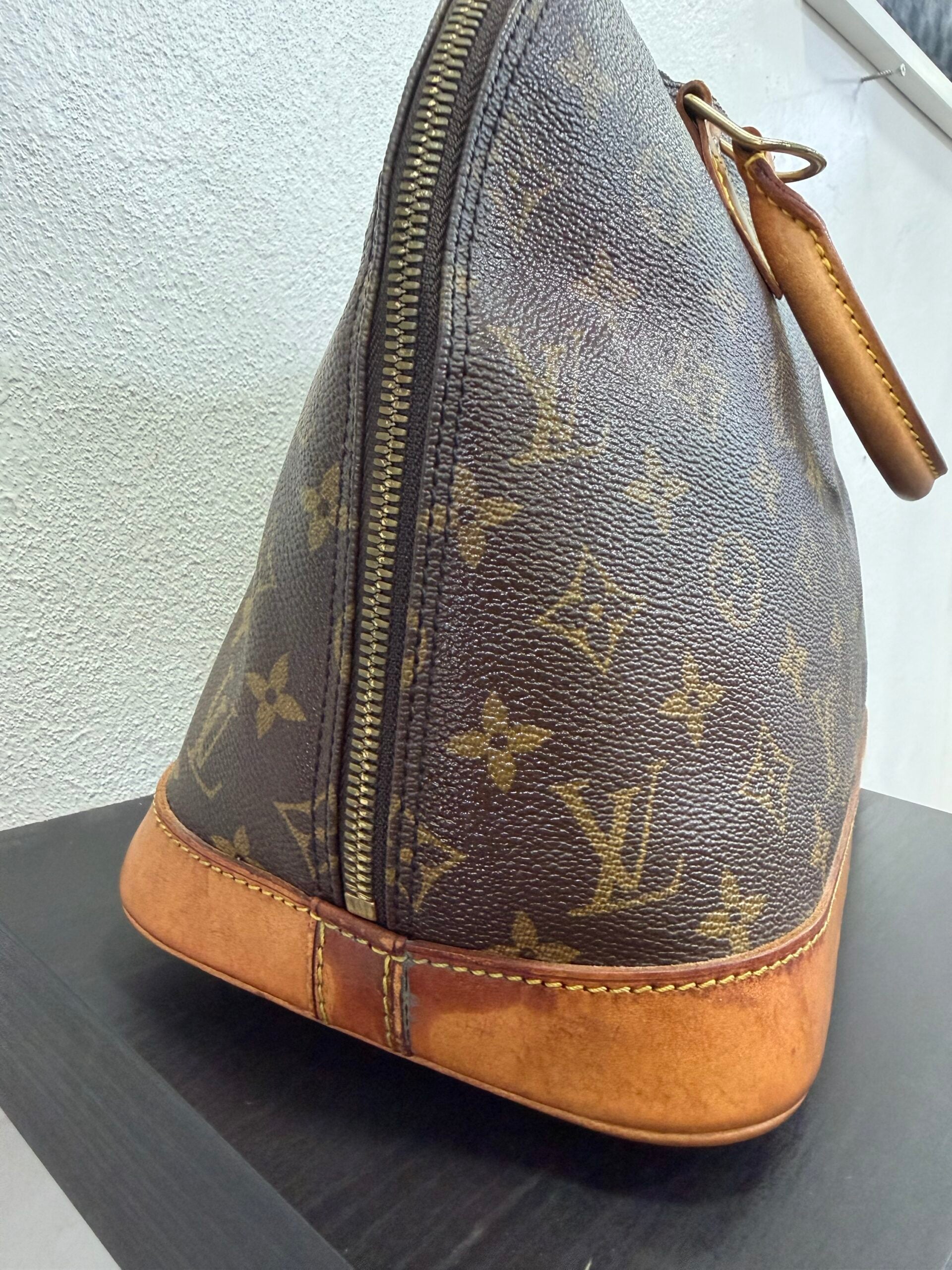 Louis Vuitton Alma PM