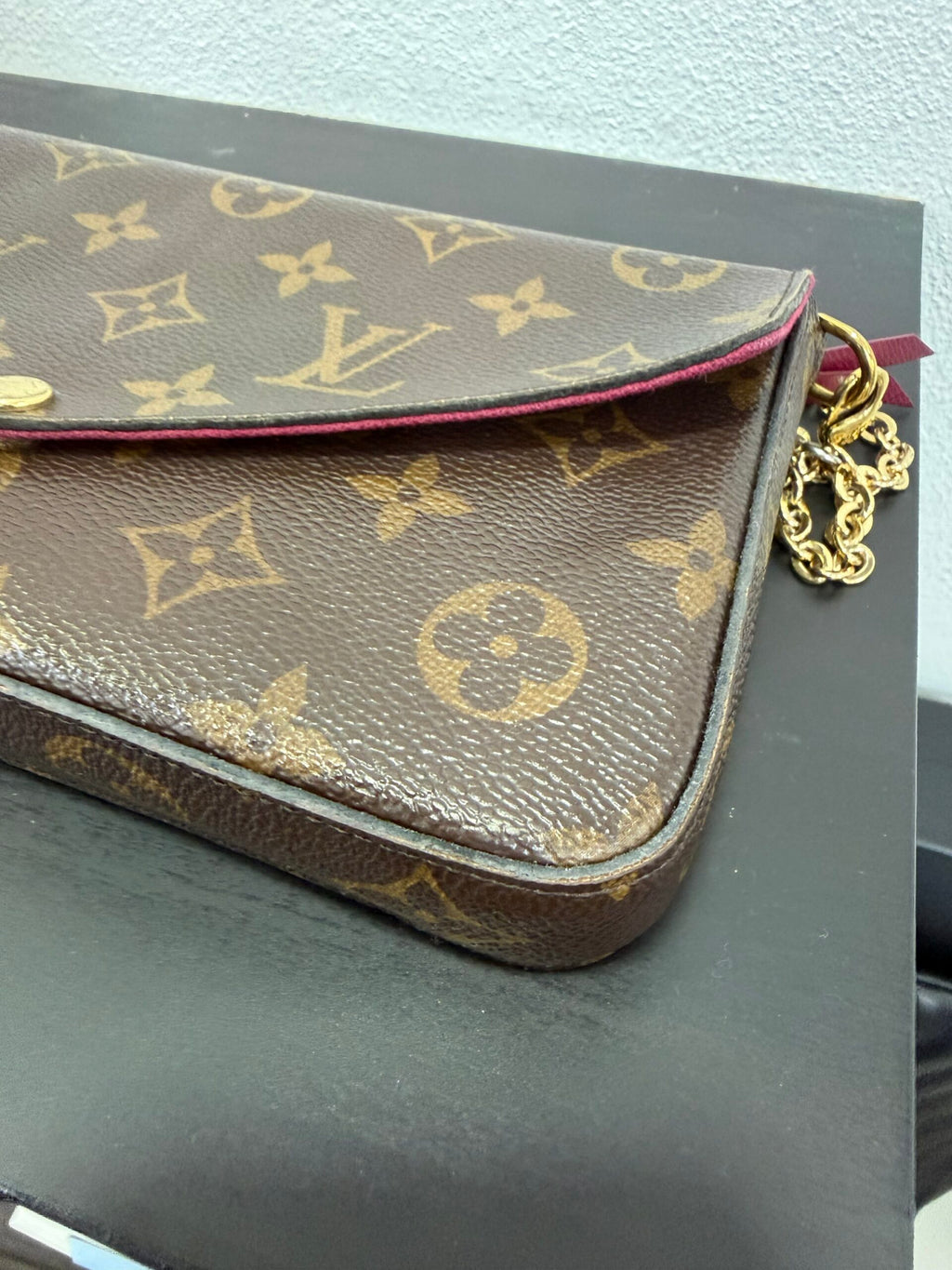 Louis Vuitton Pochette Felicié con portafogli