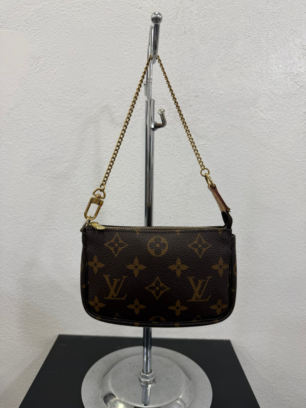 Louis Vuitton Mini Pochette Accessoires