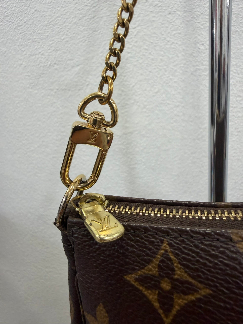 Louis Vuitton Mini Pochette Accessoires
