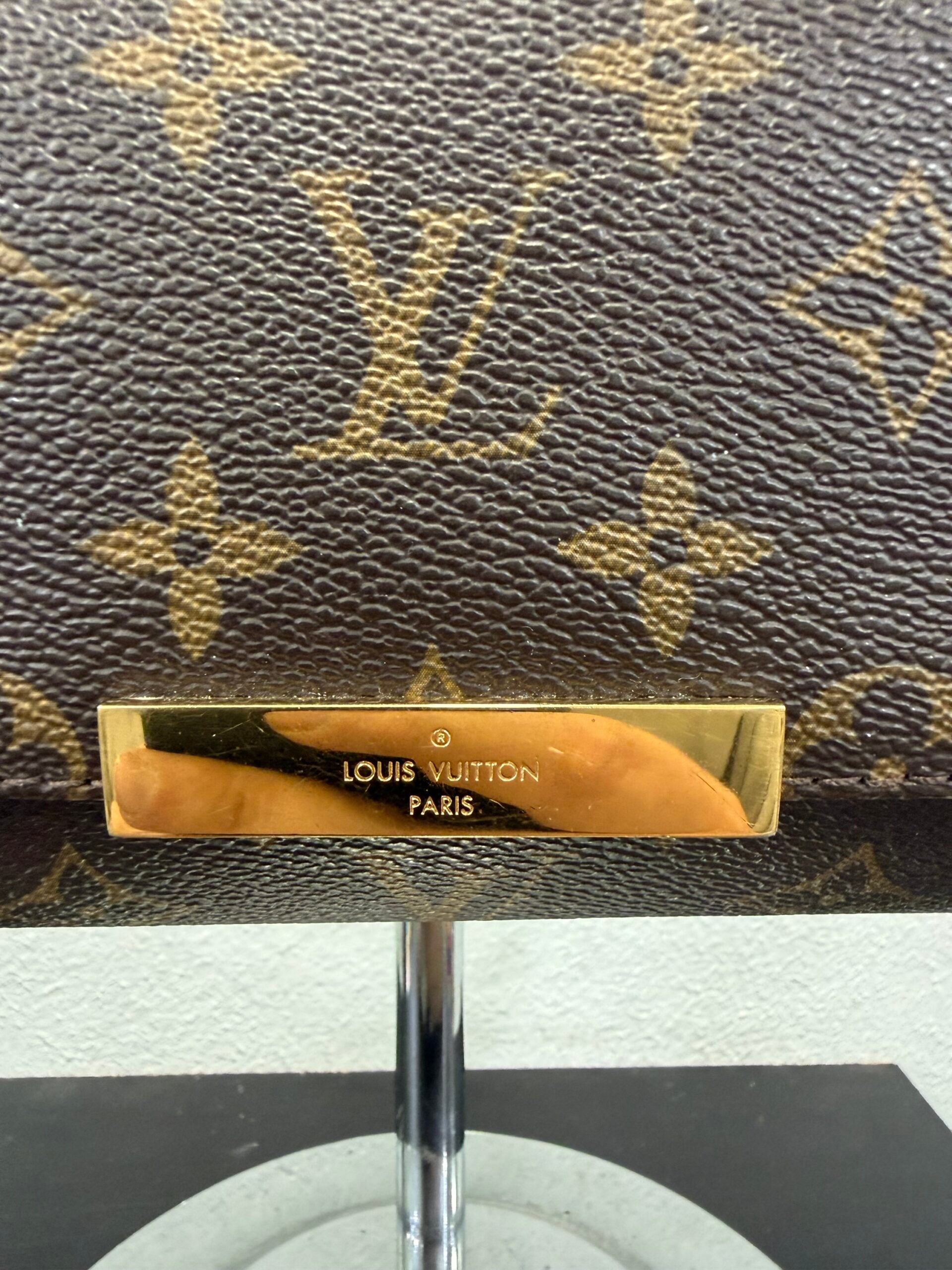 Louis Vuitton Favorite PM