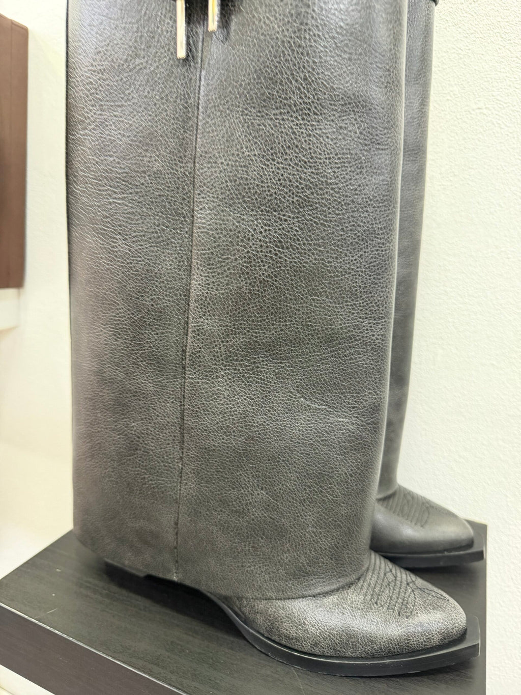 Givenchy Stivali Shark Cowboy 38