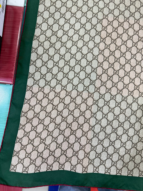 Gucci Foulard Seta GG Piccolo