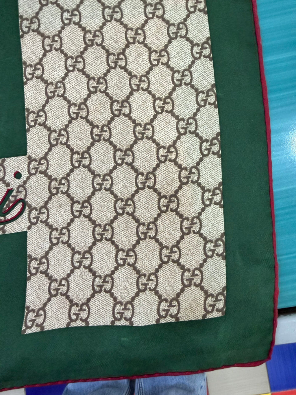 Gucci Foulard Seta GG Piccolo