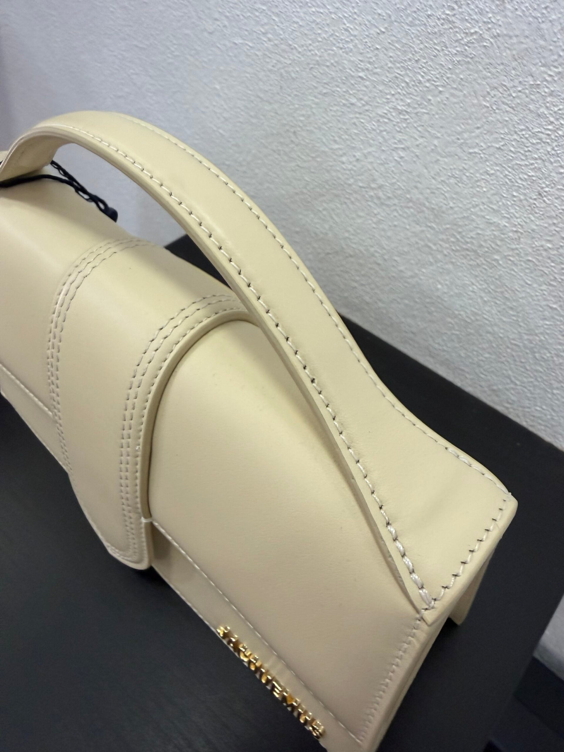 Jacquemus Le Grand Bambino Crema