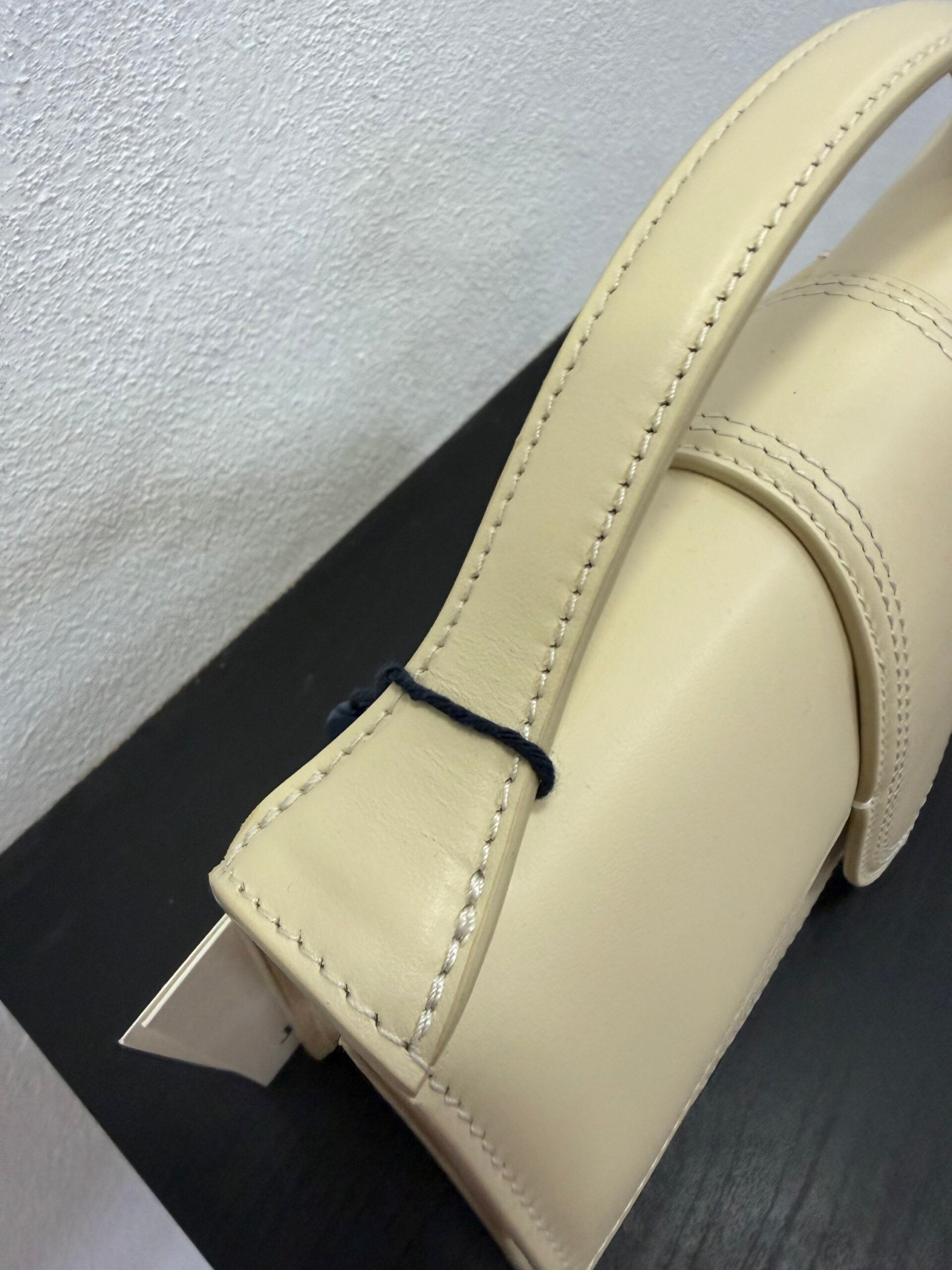 Jacquemus Le Grand Bambino Crema