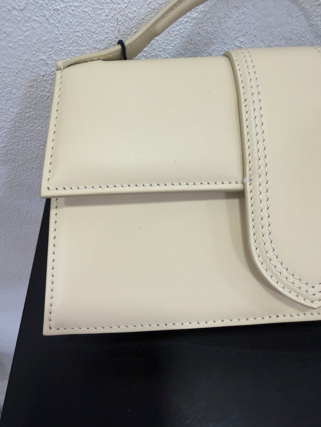 Jacquemus Le Grand Bambino Crema