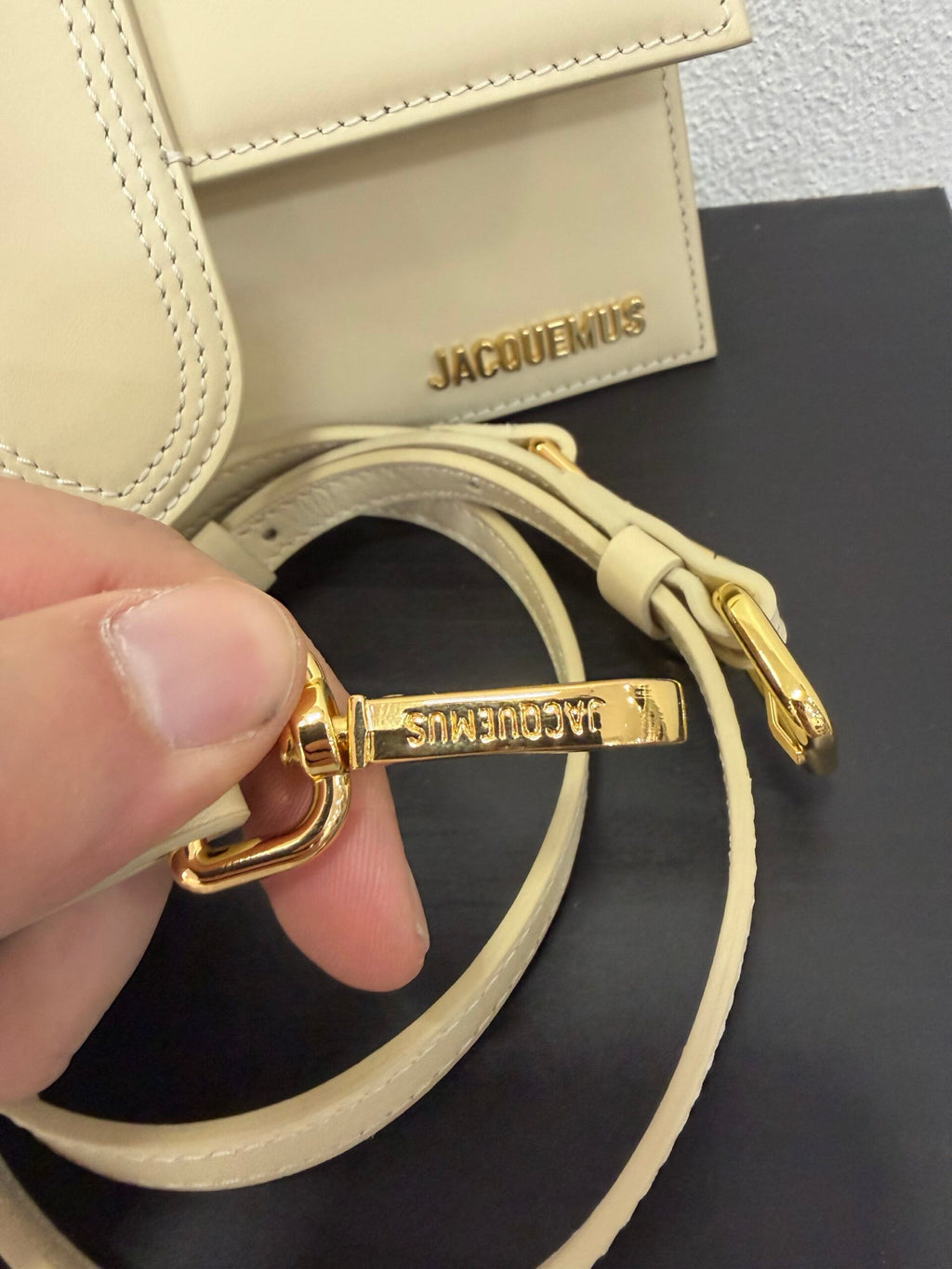 Jacquemus Le Grand Bambino Crema