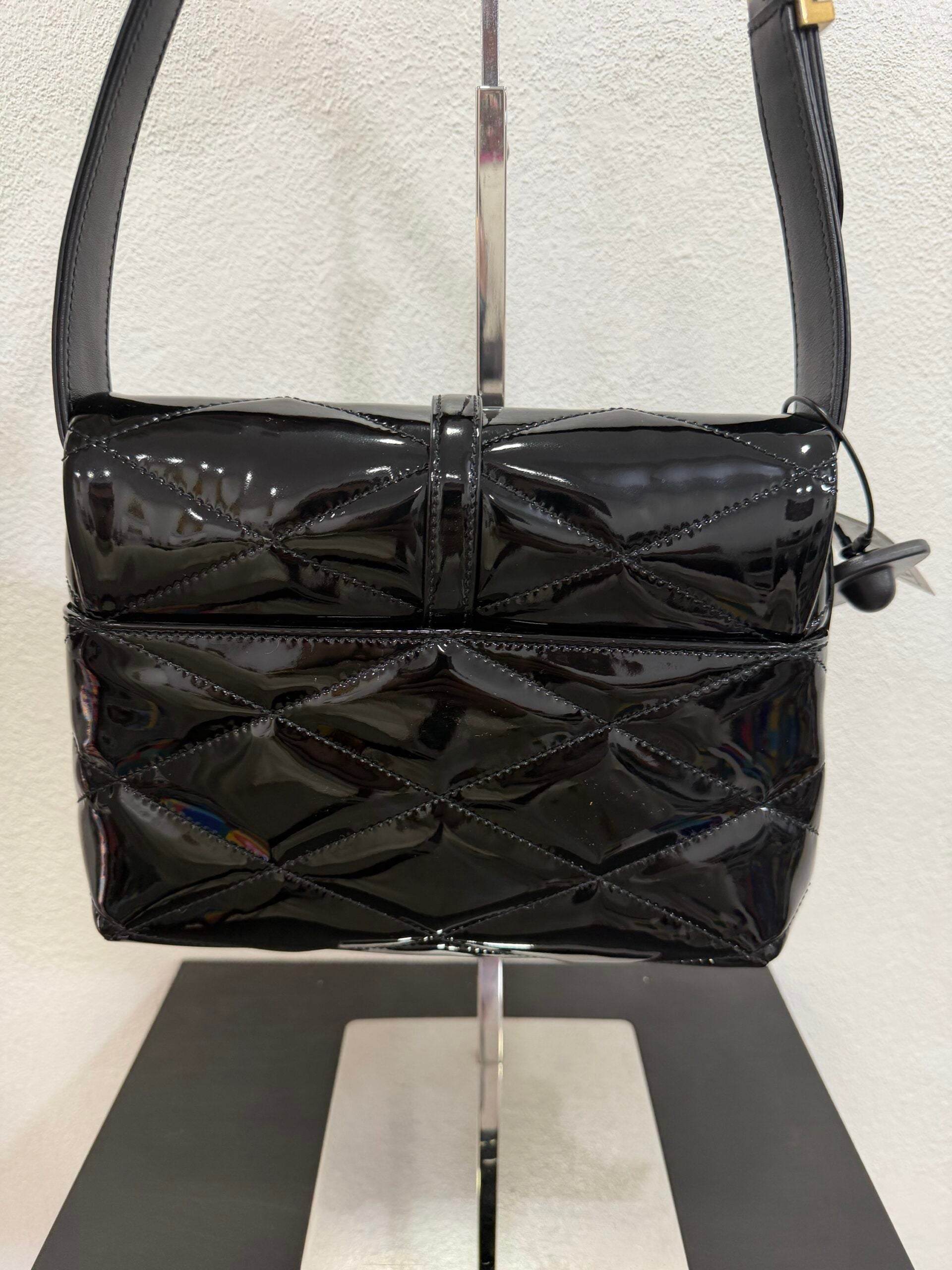 Saint Laurent Le 57 in pelle Verniciata