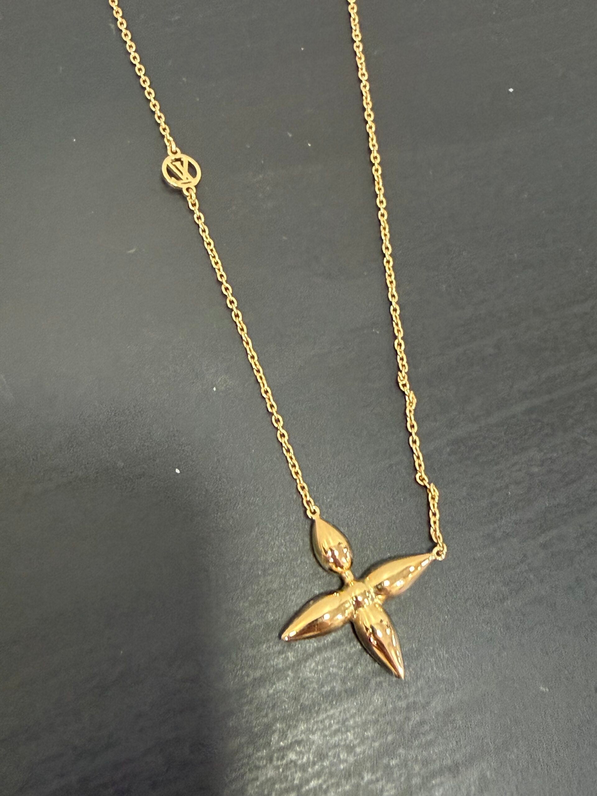 Louis Vuitton Collier Louisette Pendent