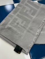 Scialle Fendi FF Monogram