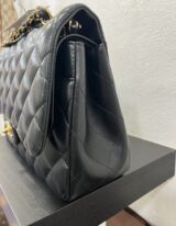 Chanel Jumbo in Agnello nero