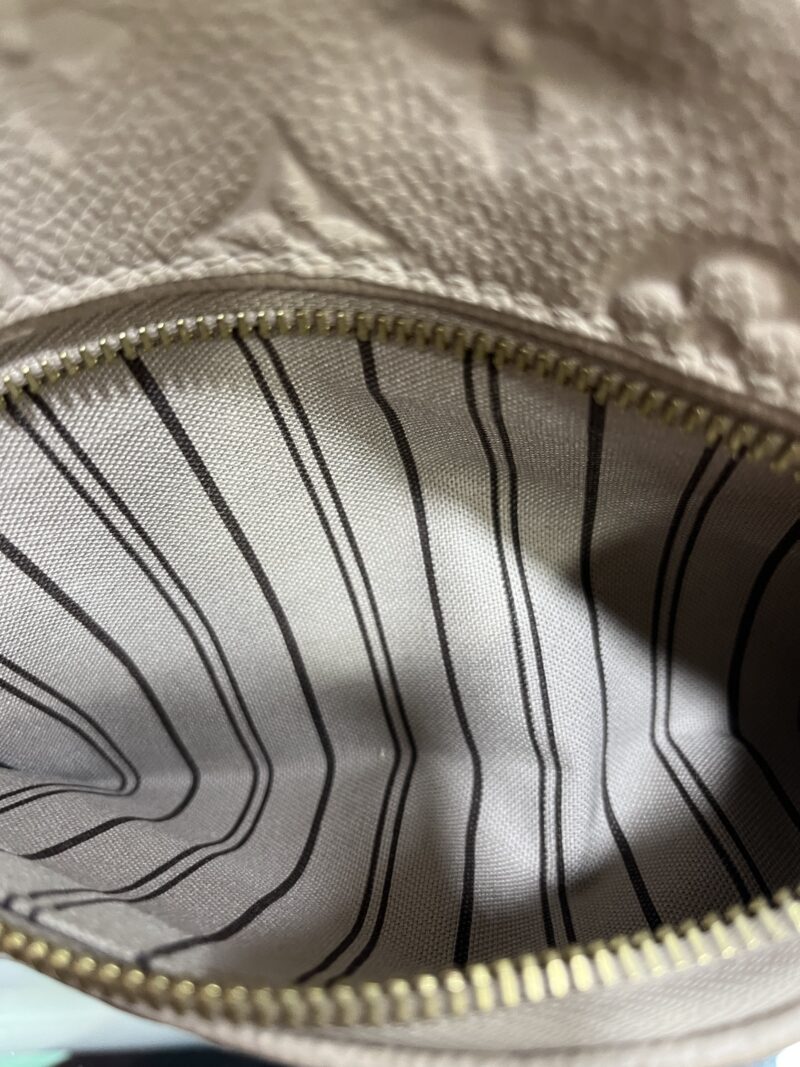Louis Vuitton Bastille Pelle Empreinte tortora