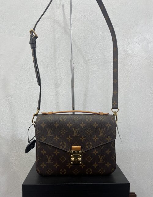 Louis Vuitton Metis Monogram
