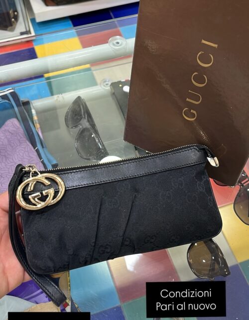 Gucci Pochette GG Supreme Interlocking